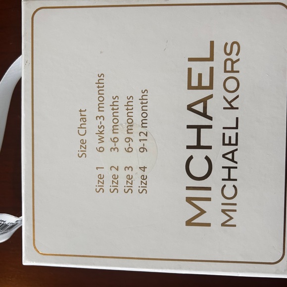 Michael Kors baby Gen Rose Gold size 1 month - Picture 2 of 3